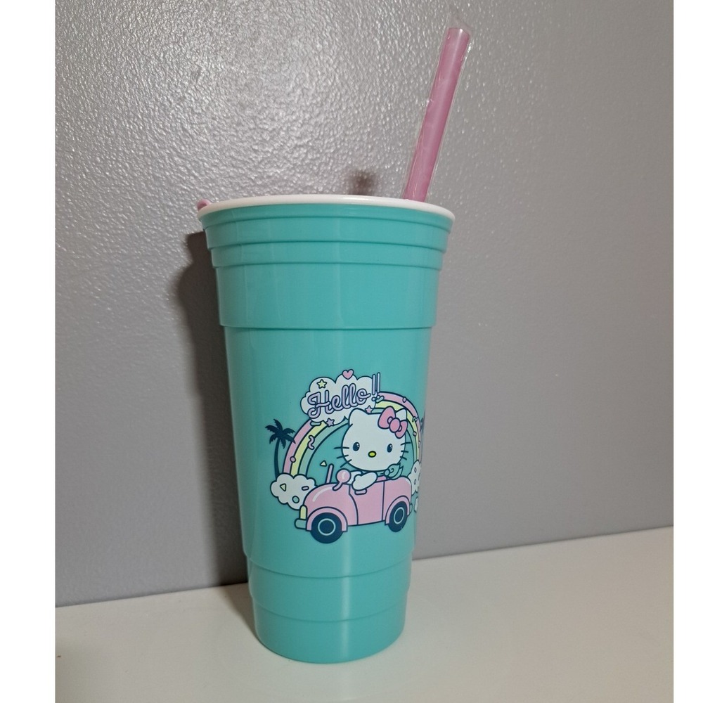 HELLO KITTY 32 Oz Blue Travel Plastic Tumbler Cup Straw Lid Sanrio RARE 2020 NEW